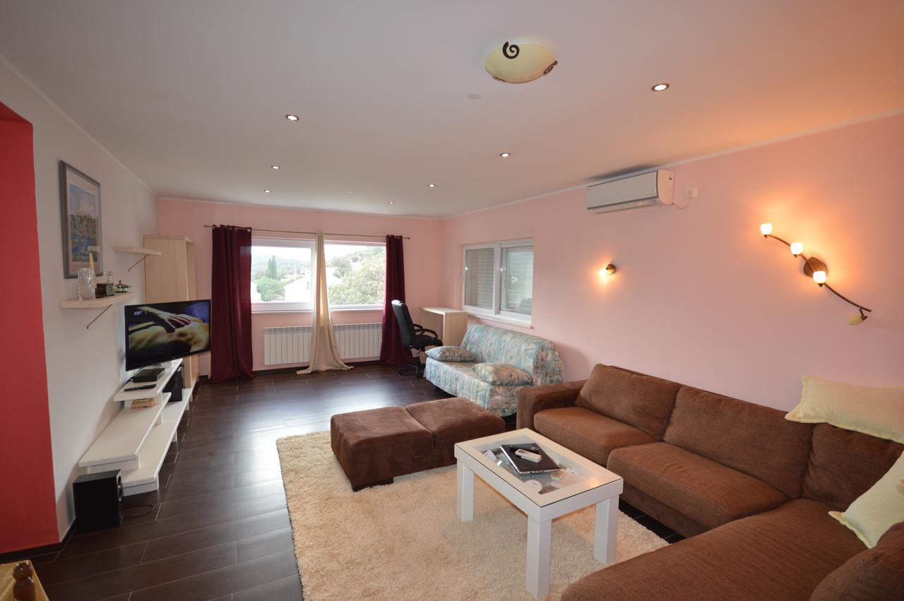 Villa Castello Residence Zrnovo Extérieur photo