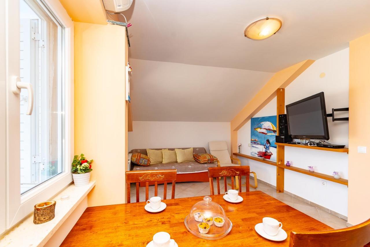Villa Castello Residence Zrnovo Extérieur photo